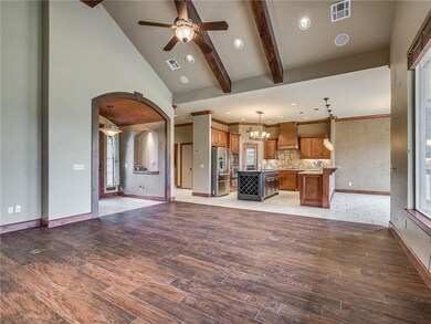 19412 Crest Ridge Dr, Edmond, OK 73012 - photo 7
