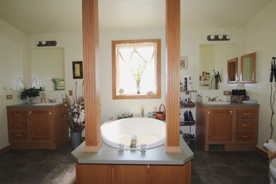 2127 S 200 E, Wabash, IN 46992 - photo 4