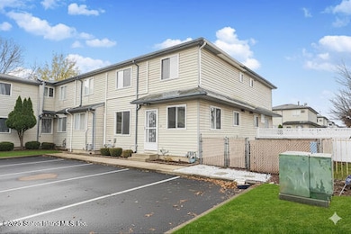 233 Mosel Ave, Staten Island, NY 10304 - photo 2