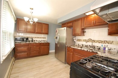 291 W Haven Rd, Manchester, NH 03104 - photo 3