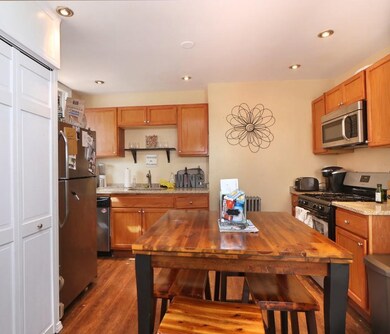 719 E 3rd St unit 2, Boston, MA 02127 - photo 3