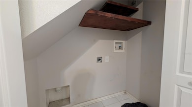 1247 Kennewick Ct, Wesley Chapel, FL 33543 - photo 5