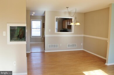 2415 Vineyard Ln, Crofton, MD 21114 - photo 6