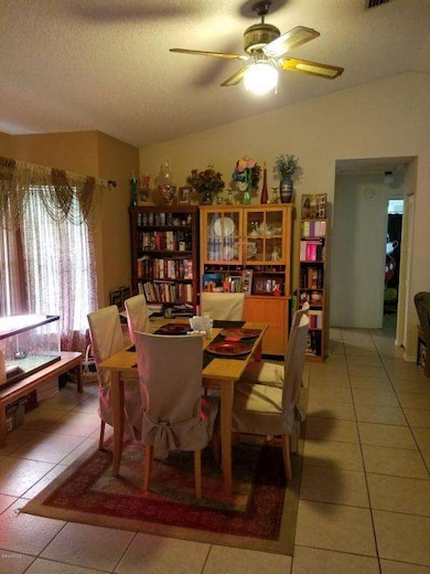 Dining Area 5130 Carter St