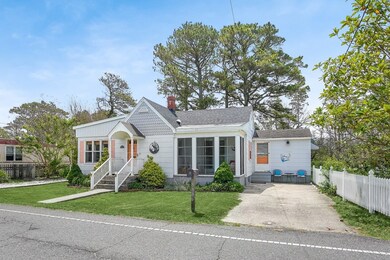 5386 Main St, Chincoteague Island, VA 23336 - photo 2