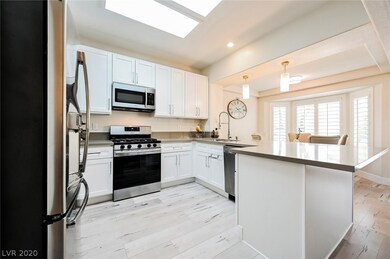 Kitchen - custom cabinets with quartz counter tops