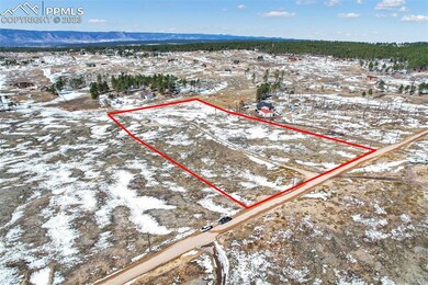 Property Lines are approximate and not a survey.