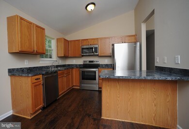 36012 Wilderness Shores Way, Locust Grove, VA 22508 - photo 6