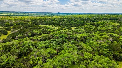 1085 Hollmig Ln, Fredericksburg, TX 78624 - photo 2