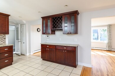 25 Rosselerin Rd, Dorchester, MA 02122 - photo 5