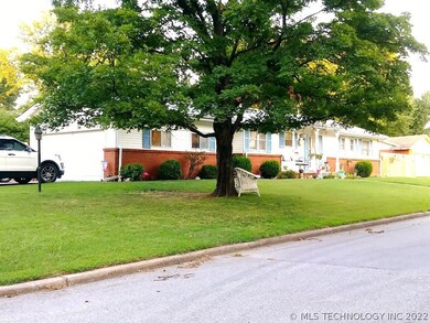 1801 S Birch Ave, Broken Arrow, OK 74012 - photo 2