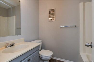 158 Danbury Ln, Statesville, NC 28625 - photo 6