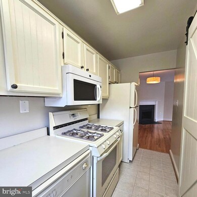 3815 Davis Place NW unit 3, Washington, DC 20007 - photo 7