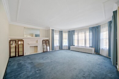 6443 N Mozart St, Chicago, IL 60645 - photo 2