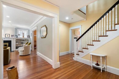 47 Winthrop Rd unit 2, Brookline, MA 02445 - photo 5