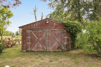 133 State Highway T Outfield, MO 65720-4