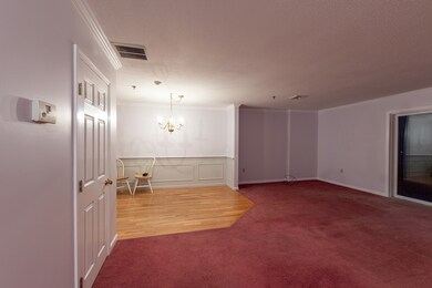 13 Dallas Dr unit 310, Dracut, MA 01826 - photo 4