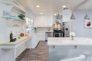 1531 W Amelia Ave - MLS-16