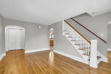 36 Rowena St, Worcester, MA 01606 - photo 5