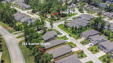 Walking distance to Daisy Park
