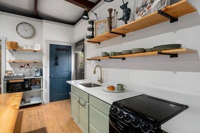 998 Pfiester Rd, Fredericksburg, TX 78624 - photo 7