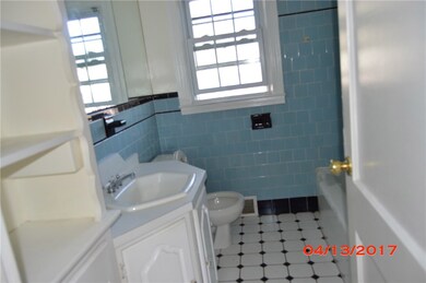 12 George St, Warwick, RI 02888 - photo 4