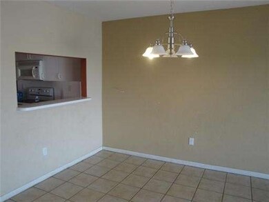 11619 NW 48 Ln, Doral, FL 33178 - photo 5