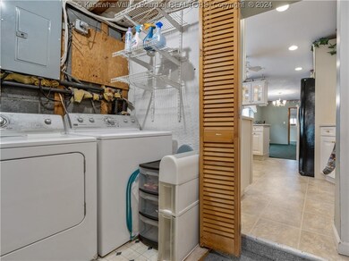 326 16th St, Dunbar, WV 25064 - photo 7