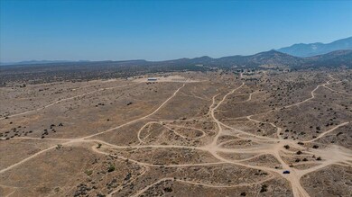 1 Wilson Ranch Rd, Phelan, CA 92371 - photo 7
