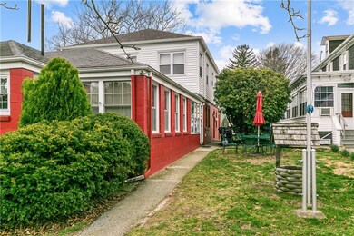 546 Main St unit 2, Warren, RI 02885 - photo 2