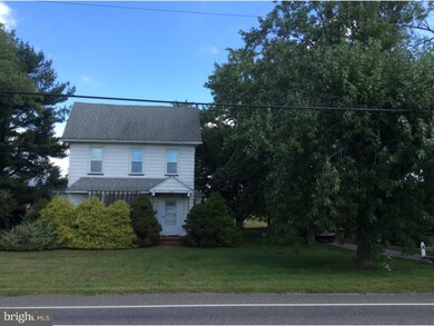 447 Paulsboro Rd, Swedesboro, NJ 08085 - photo 4