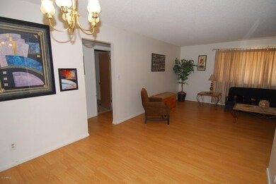 622 E Manhatton Dr, Tempe, AZ 85282 - photo 7