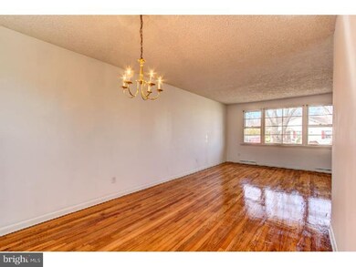 726 W 12th St, New Castle, DE 19720 - photo 7