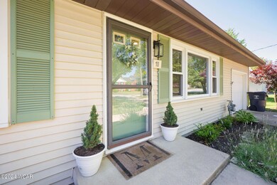 411 N High St, Pandora, OH 45877 - photo 2