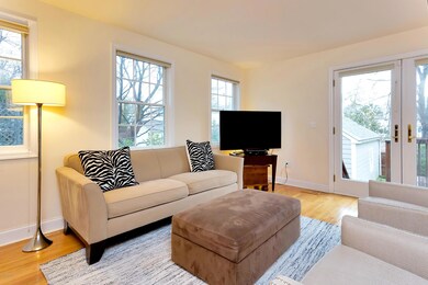 19 Lockwood Dr, Old Greenwich, CT 06870 - photo 5