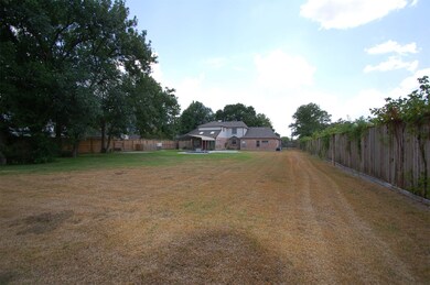 4010 Cypress Grove Ln, Houston, TX 77088 - photo 2