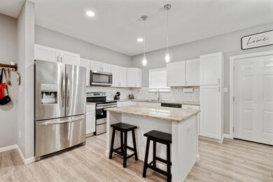 908 Waters Ave, Del Rio, TX 78840 - photo 7