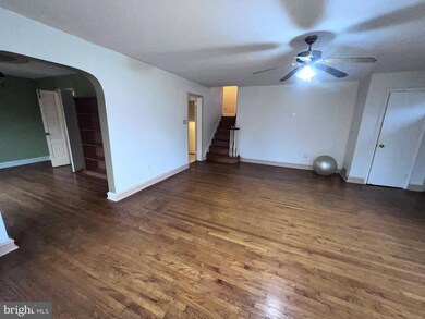 227 Canterbury Dr, Wallingford, PA 19086 - photo 4