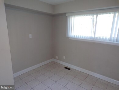 147 Echelon Rd, Voorhees, NJ 08043 - photo 4