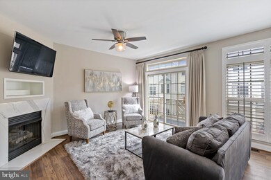 46364 Hobbs Square, Sterling, VA 20165 - photo 4