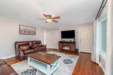 28 Carnation St, Dyer, IN 46311 - photo 5