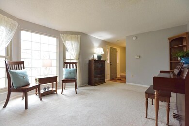 2047 Clayborn Ct-3