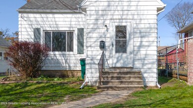 939 Princeton Ave, Lansing, MI 48915 - photo 2