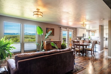 Sitting Room and Mountain Views