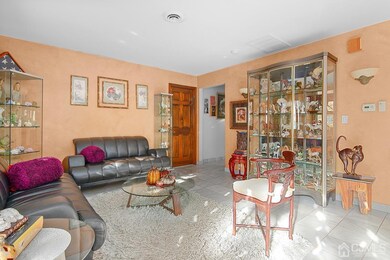 11 Ten Eyck Place, Edison, NJ 08820 - photo 6