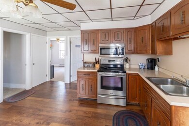 17 Emerald Ave, Webster, MA 01570 - photo 4