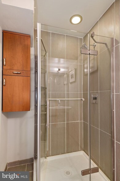 1010 Nova Ave, Capitol Heights, MD 20743 - photo 5