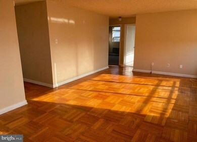 Radnor House unit 823, Bryn Mawr, PA 19010 - photo 5