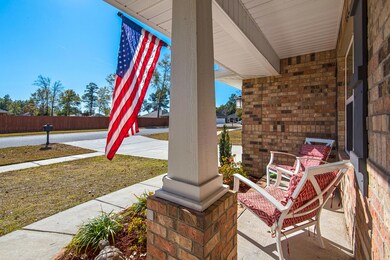 2422 Genevieve Way_20191202_018