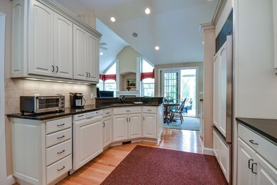 47 Carriage Hill Cir, Southborough, MA 01772 - photo 7